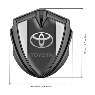 Toyota Fender Emblem Badge Graphite Moon Grey Center Pilon Oval Logo