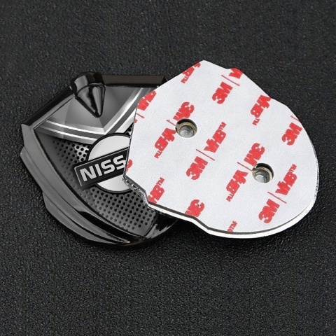 Nissan Emblem Ornament Graphite Metallic Grate Grey Fragment Design