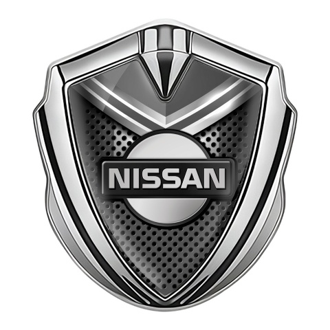 Nissan Emblem Ornament Silver Metallic Grate Grey Fragment Design