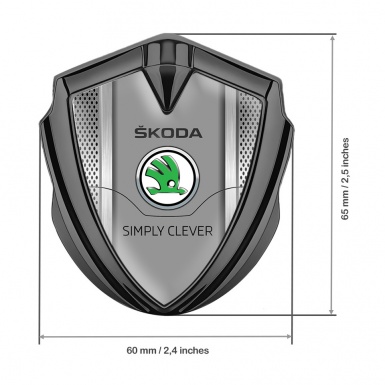 Skoda Bodyside Domed Emblem Graphite Metal Grate Frame Green Logo