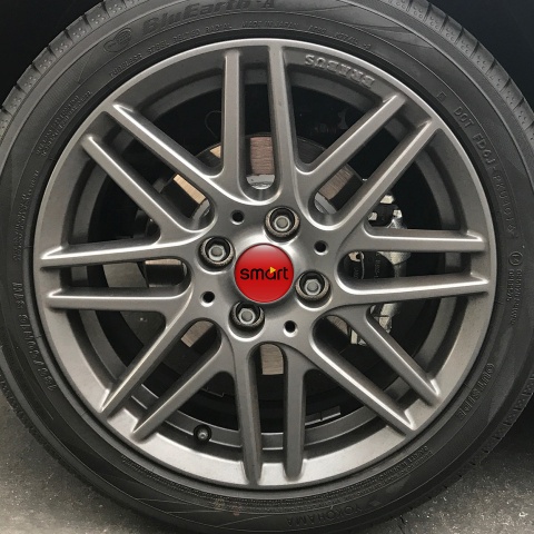 Smart Wheel Center Caps Emblem Red Background