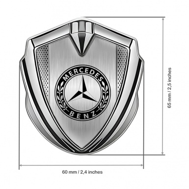 Mercedes Benz Bodyside Domed Emblem Silver Alloy Pilon Black Laurel Rim