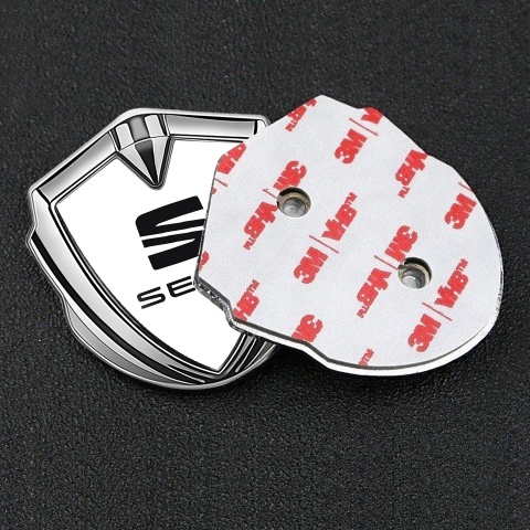 Seat Seitenflugel Emblem Aufkleber Silbertonfarbe Weiss Stil