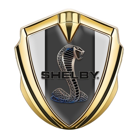 Ford Shelby Emblem Abzeichen Goldtonfarbe mit Grau Hintergrund und Kobra Logo Stil
