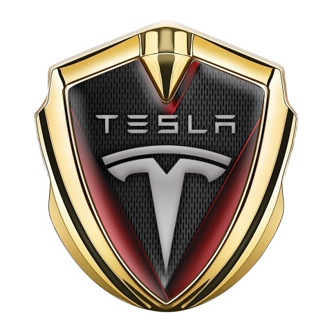 Tesla Emblem Abzeichen Goldtonfarbe Dunkles Mesh mit Rote Elemet Auflage