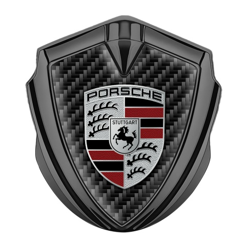 Porsche Emblem Abzeichen selbstklebend Graphit Tonfarbe mit Kohlenstoff Basis Effekt und Farbe Logo stil