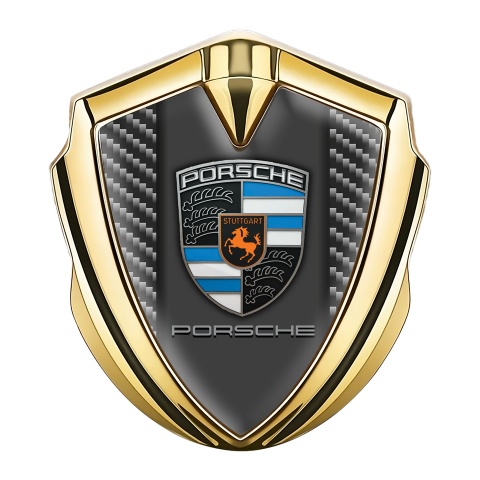Porsche Selbstklebendes Metallaufkleber Emblem Goldtonfarbe Kohlenstoff Hintergrund und Grau Panel