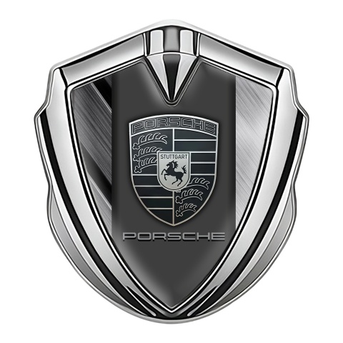 Porsche Emblem Aufkleber Autozubehor Silbertonfarbe mit Polierte Metallelemente Effekt und Monochromes Logo