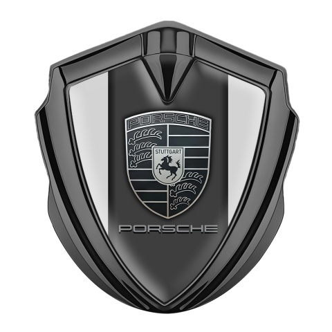 Porsche Emblem Aufkleber Autozubehor Graphit Tonfarbe mit Grau Hintergrund und Monochromes Logo