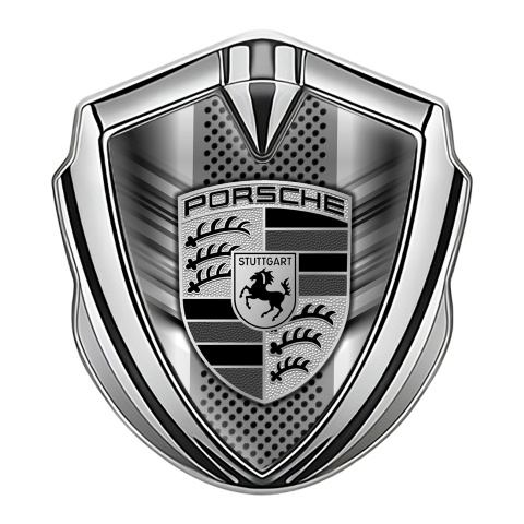 Porsche Emblem Aufkleber Autozubehor Silbertonfarbe mit Stahlgitter Effekt