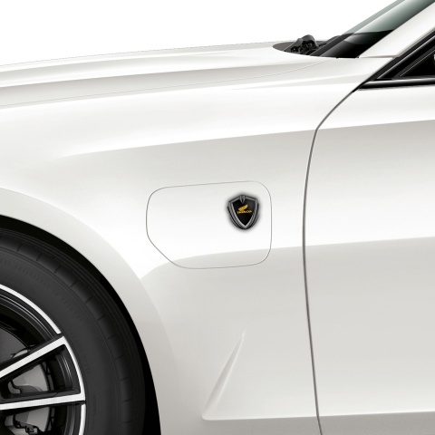 Honda Abzeichen selbstklebend Graphit Tonfarbe mit Schwarz Basis und Gelb Logo Design