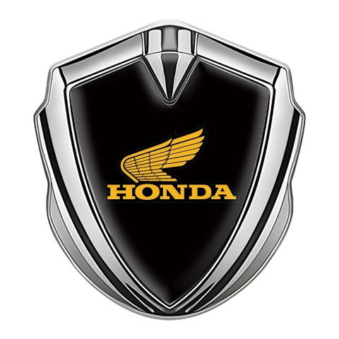Honda Abzeichen selbstklebend Silbertonfarbe mit Schwarz Basis und Gelb Logo Design