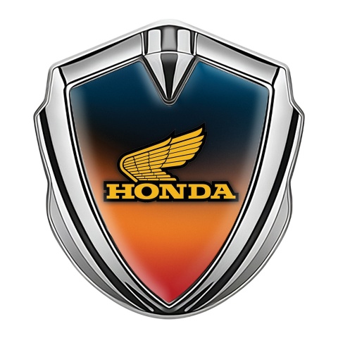 Honda Abzeichen selbstklebend Silbertonfarbe mit Orange Blau Hintergrund