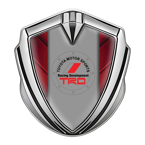 Toyota Emblem Aufkleber Autozubehor Silbertonfarbe mit Rote Elemente Hintergrund und TRD LOgo