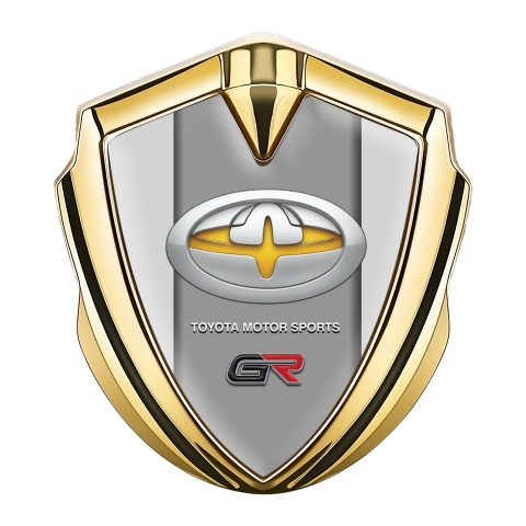 Toyota GR Seitenflugel Emblem Aufkleber Goldtonfarbe mit Grau Fundament und Neues Design Logo