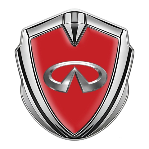 Infiniti Abzeichen selbstklebend Silbertonfarbe mit Rote Basis und Chrom Logo