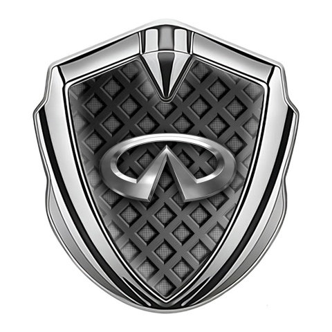Infiniti Emblem Logo Schriftzug Aufkleber Silbertonfarbe mit Grau Gitter und Silber Logo