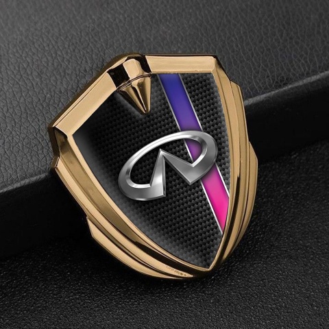 Infiniti Abzeichen selbstklebend Goldtonfarbe mit Dunkles Carbon und Lila Linie Design