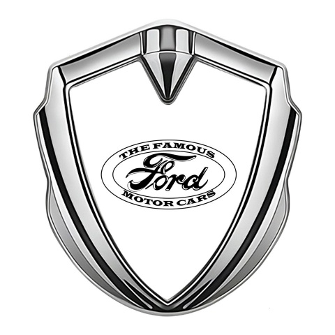 Ford Emblem Abzeichen selbstklebend Silbertonfarbe mit Weiss Fundament und Vintage Logo