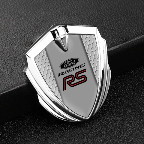 Ford RS Abzeichen selbstklebend Silbertonfarbe mit Wabeneffekt Basis und Racing Logo