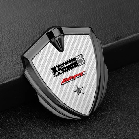 Mitsubishi Emblem Abzeichen selbstklebend Graphit Tonfarbe mit Weiss Carbon und Stern Logo motiv