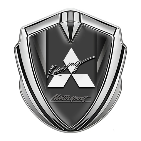 Mitsubishi Emblem Abzeichen Silbertonfarbe Grau Schwarz Hintergrund und Weiss Logo