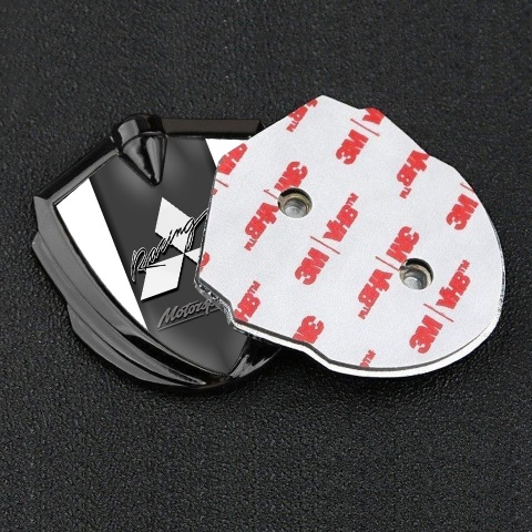 Mitsubishi Abzeichen selbstklebend Graphit Tonfarbe mit Weiss basis und Graphit Panel Logo