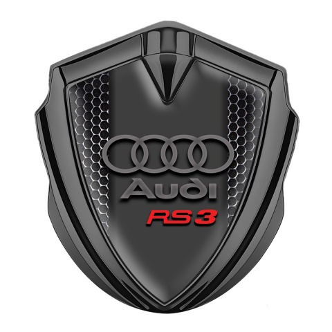 Audi RS3 Emblem Auto Zeichen Graphit Tonfarbe mit Perforierter Stahl Basis und Graphit Rot Logo