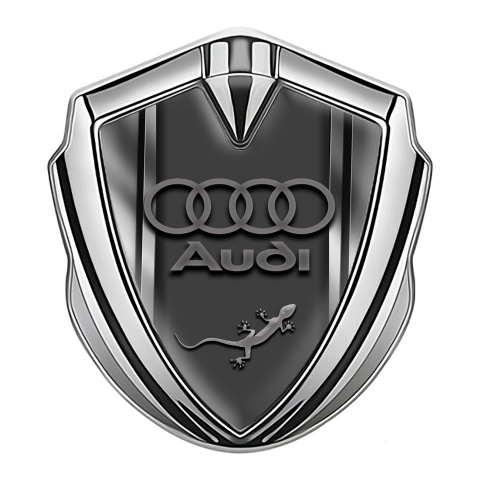 Audi Abzeichen selbstklebend Silbertonfarbe mit Metallrahmen Basis Effekt und Eidechse Logo