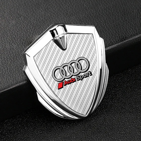 Audi Emblem Abzeichen Silbertonfarbe mit Weiss Carbon Fundaments Stil