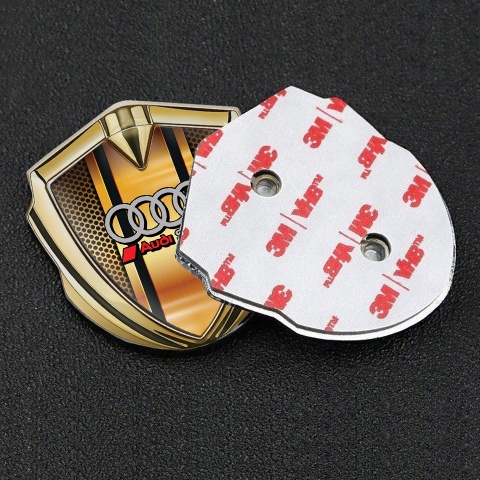 Audi Sport Seitenflugel Emblem Aufkleber Goldtonfarbe mit Orangefarbenes Netz basis Design