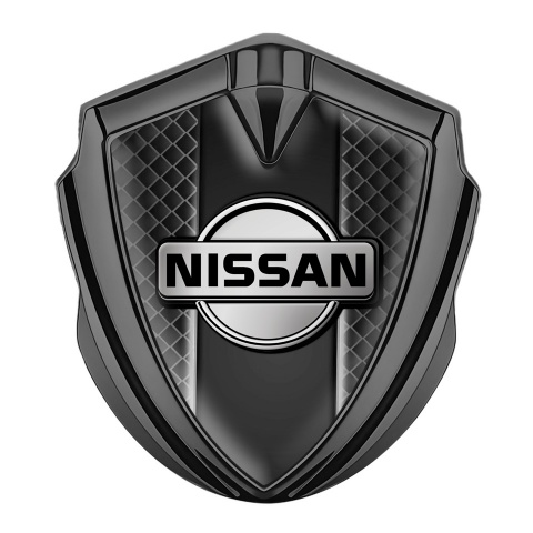 Nissan Emblem Aufkleber Autozubehor Graphit Tonfarbe Dunkles Mesh Mit Grau Logo