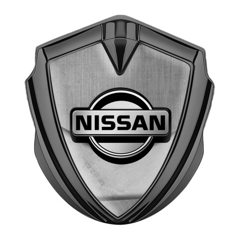 Nissan Abzeichen selbstklebend Graphit Tonfarbe Asphalt Effekt basis