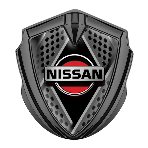 Nissan Abzeichen selbstklebend Graphit Tonfarbe Schabereffekt Basis mit Grau Rote Logo