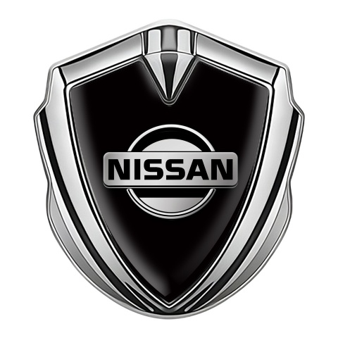 Nissan Selbstklebendes Metallaufkleber Emblem Silbertonfarbe Schwarz Fundament mit Grau Logo