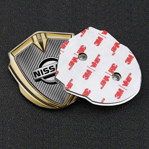 Nissan Emblem Abzeichen Goldtonfarbe Kohlenstoff Version