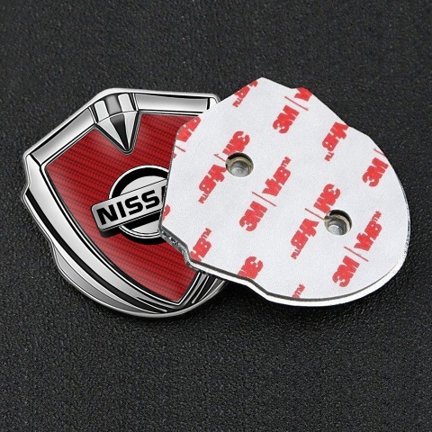 Nissan Seitenflugel Emblem Aufkleber Silbertonfarbe Rote Carbon Design Version