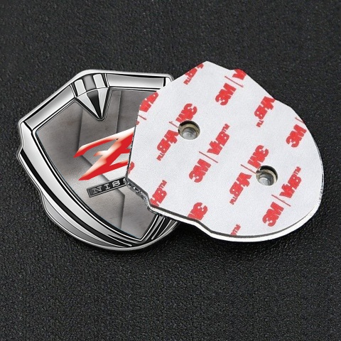 Nissan Z Emblem Aufkleber Autozubehor Silbertonfarbe S Form Basis mit Rote Logo