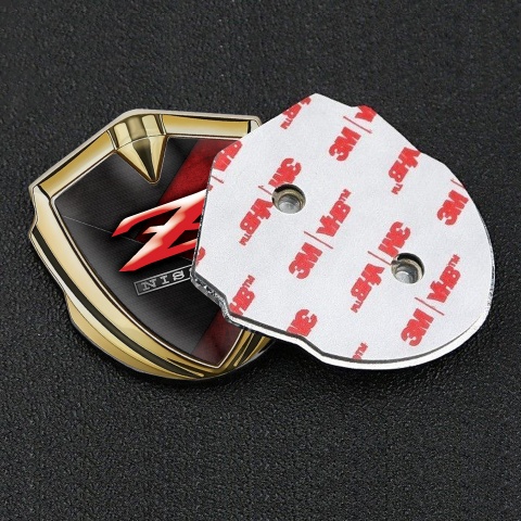 Nissan Emblem Abzeichen Goldtonfarbe Schwarz Rote Zerkratzte Oberflache Design