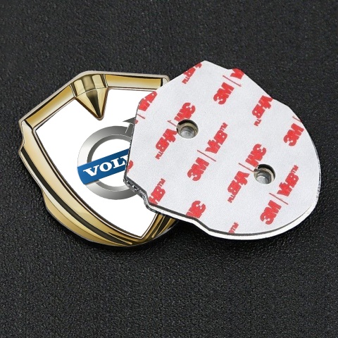 Volvo Emblem Abzeichen Goldtonfarbe Weiss Basis mit Klassisch Logo