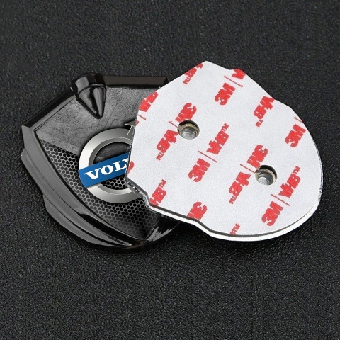 Volvo Emblem Logo Schriftzug Aufkleber Graphit Tonfarbe Zerkratzter Stein mit gitter Design