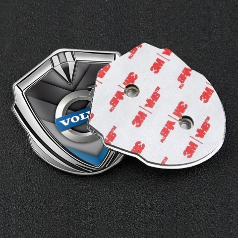 Volvo Emblem Logo Schriftzug Aufkleber Silbertonfarbe Grau Blau V Form Details Design