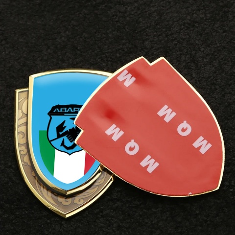 Fiat Abarth Emblem Abzeichen selbstklebend Goldtonfarbe Blau hintergrund mit Schwarz logo