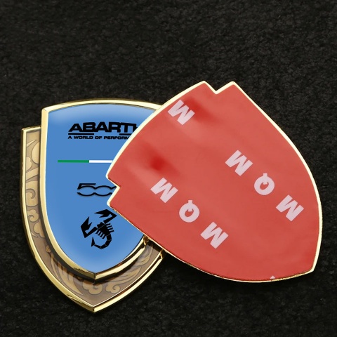 Fiat Abarth 500 Emblem Logo Schriftzug Aufkleber Goldtonfarbe Blau Hintergrund mit Schwarz Logo stil