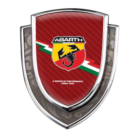 Fiat Abarth Selbstklebendes Metallaufkleber Emblem Silbertonfarbe Rote Carbon mit Blitz Logo