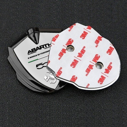 Fiat Abart 500 Seitenflugel Emblem Aufkleber Graphit Tonfarbe mit weiss Skorpion Logo