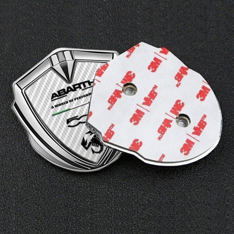 Fiat Abarth 500 Emblem Abzeichen selbstklebend Silbertonfarbe Weiss Kohlenstoff Variante