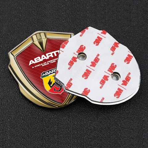 Fiat Abarth Selbstklebendes Metallaufkleber Emblem Goldtonfarbe Rote Carbon mit Schild Logo