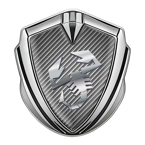 Fiat Abarth Emblem Abzeichen Silbertonfarbe Grau Carbon Fundament mit Metall logo Design