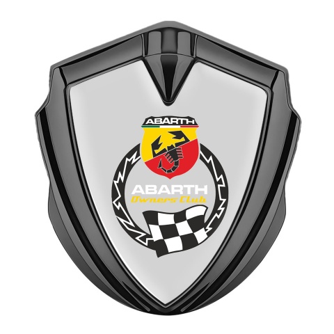 Fiat Abarth Abzeichen selbstklebend Graphit Tonfarbe Grau Hintergrund mit Racing Logo Motiv